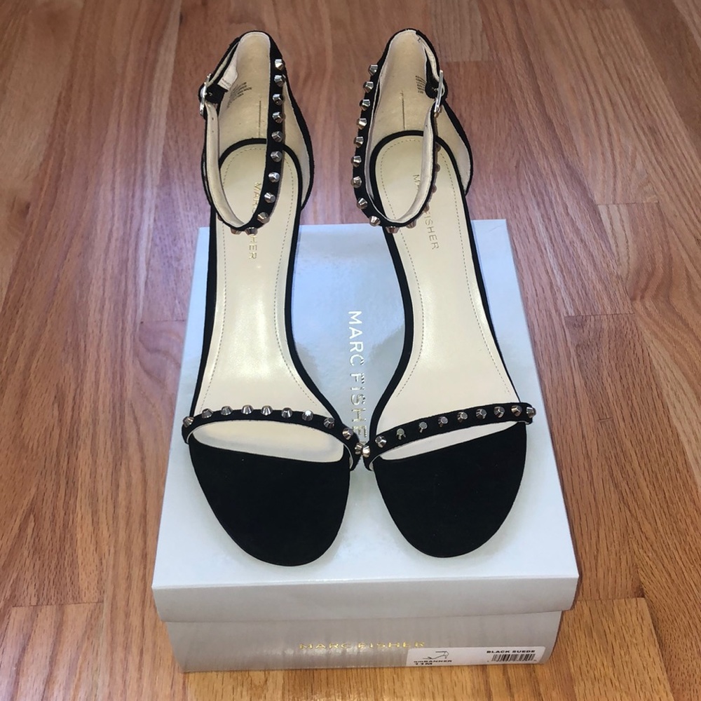 NIB Sexy Suede Studded Marc Fisher High Heels